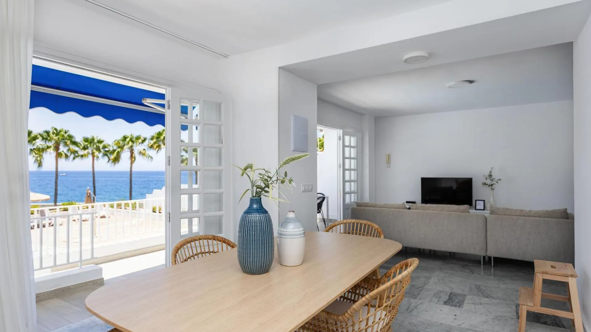 아파트 Apartamento Con Terraza Con Vistas Al Mar 파시토 블란코