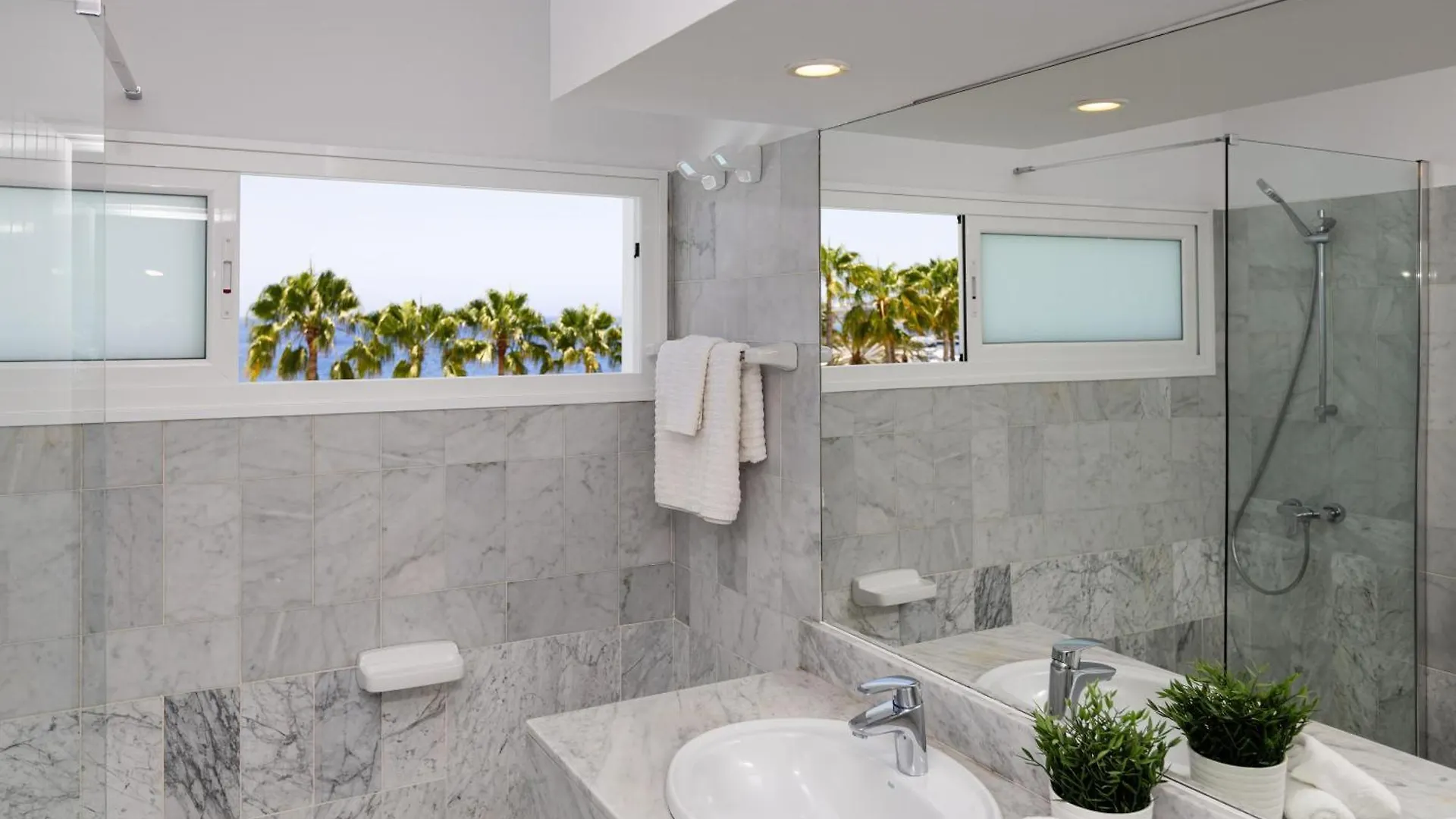 Apartamento Con Terraza Con Vistas Al Mar 파시토 블란코 0*,